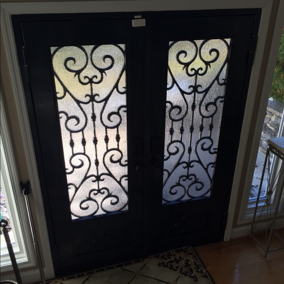 Doors,windows and R13 lnsulaton - Picture 2 of 4